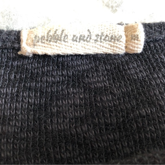 Pebble and Stone Front tie cropped top size medium - Picture 2 of 5